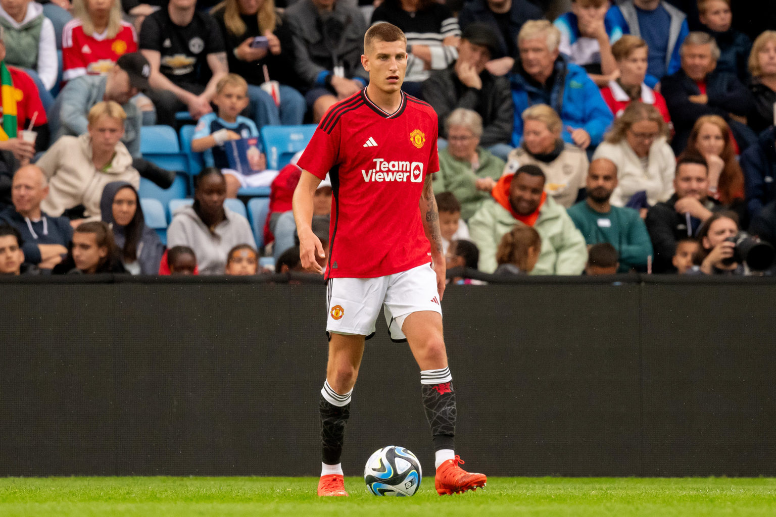 Who is Man Utd's Rhys Bennett? Age, Nationality, Position, Stats