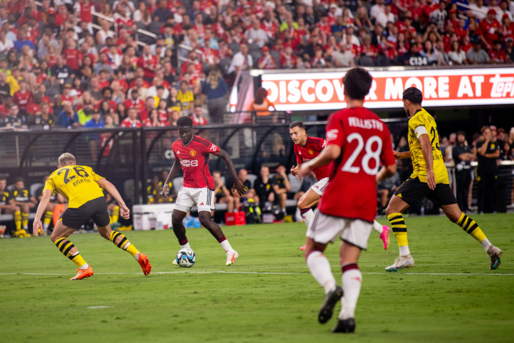 Borussia Dortmund defeat sloppy Manchester United in Las Vegas friendly