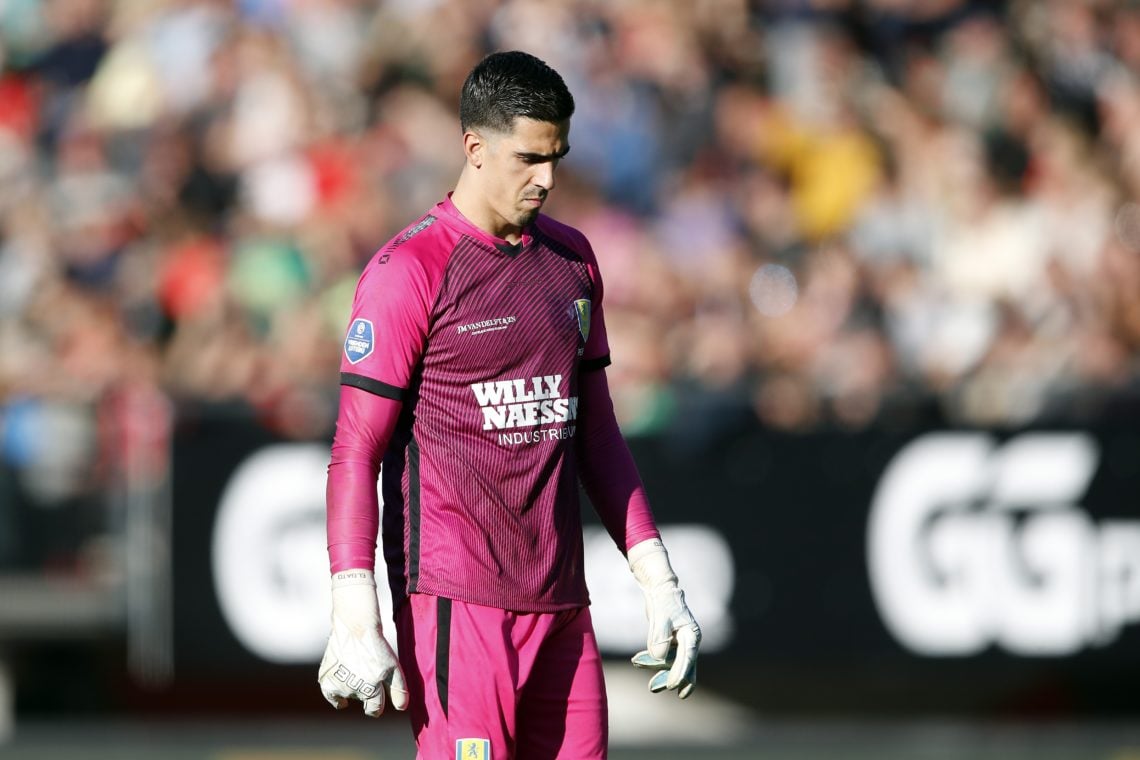 Ex-Manchester United goalkeeper Joel Pereira set to join Charlie Savage at Reading