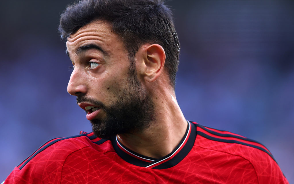 Man Utd 'unhappy' with Michael Oliver over Bruno Fernandes