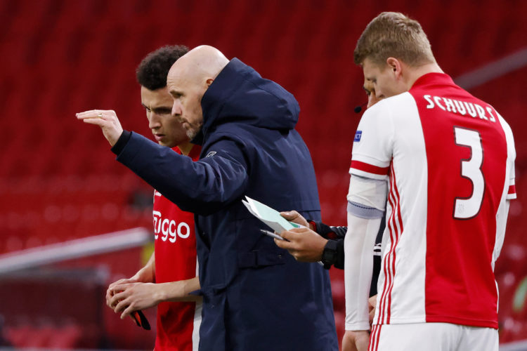 Manchester United given chance to sign another free agent winger