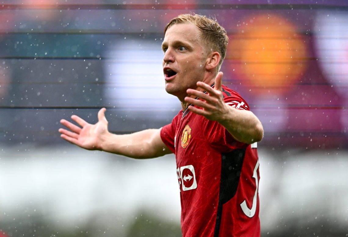 Donny Van de Beek now linked with another move, he could be deployed as the deepest midfielder for new club