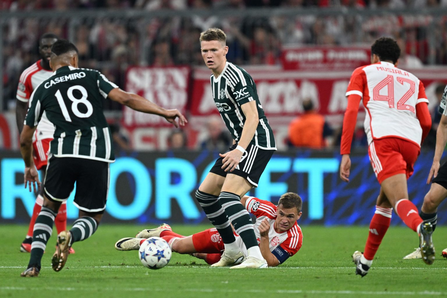 Man Utd Fans Are All Furious With Scott Mctominay For One Moment Of Madness Against Bayern