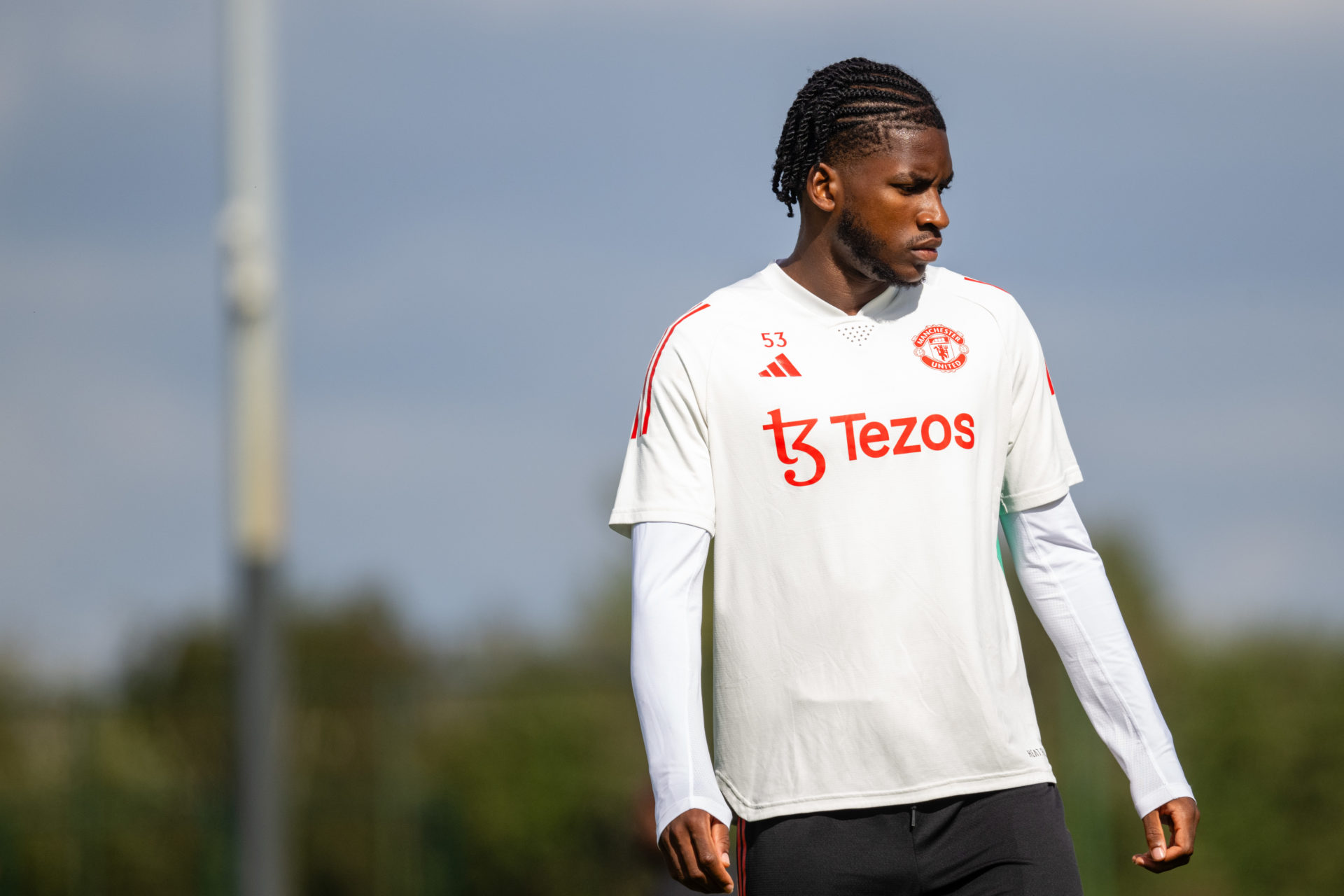 Willy Kambwala latest: Manchester United under-21 coach speaks out on  youngster's development