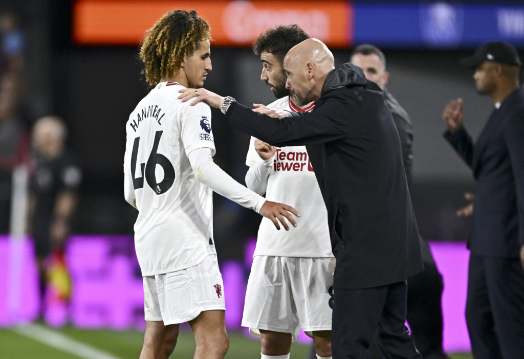 Burnley FC v Manchester United - Premier League