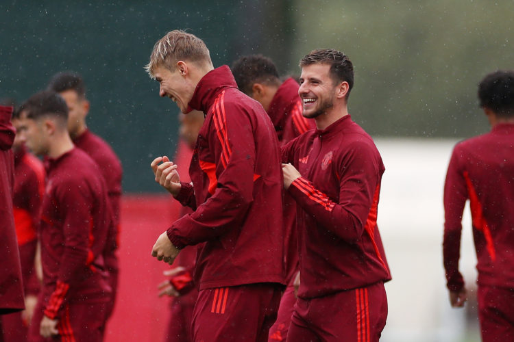 Mason Mount sends message to Man Utd fans, Rasmus Hojlund responds