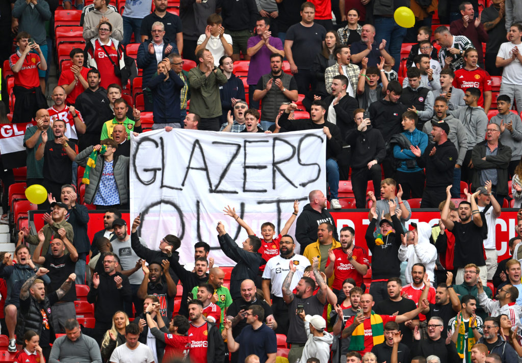 Manchester United v Nottingham Forest - Premier League