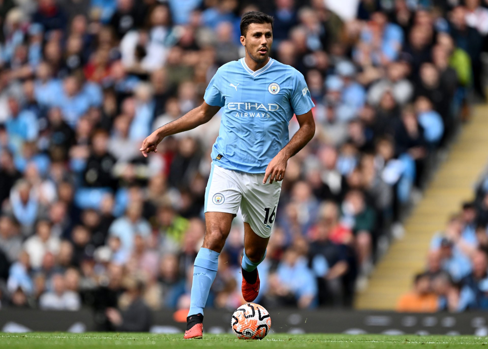 Man City ready for international showdown with Manchester United ace ...