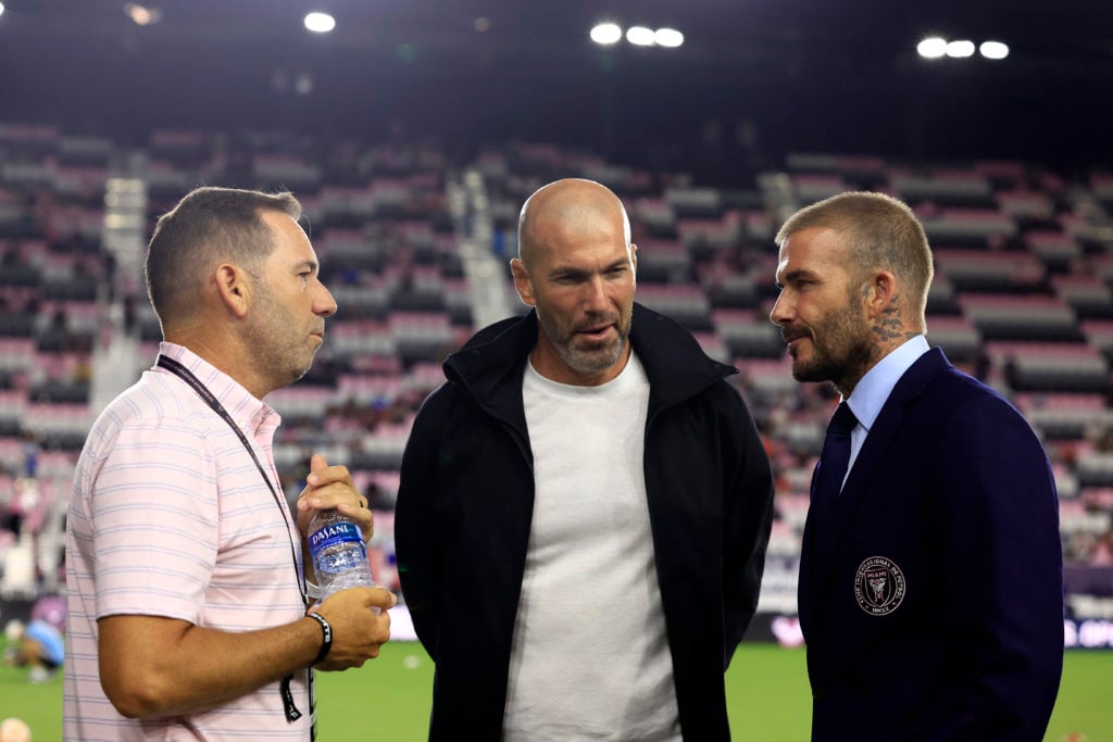 Zinedine Zidane's three-worded message to David Beckham as he left Old  Trafford pitch after Man United vs Real Madrid