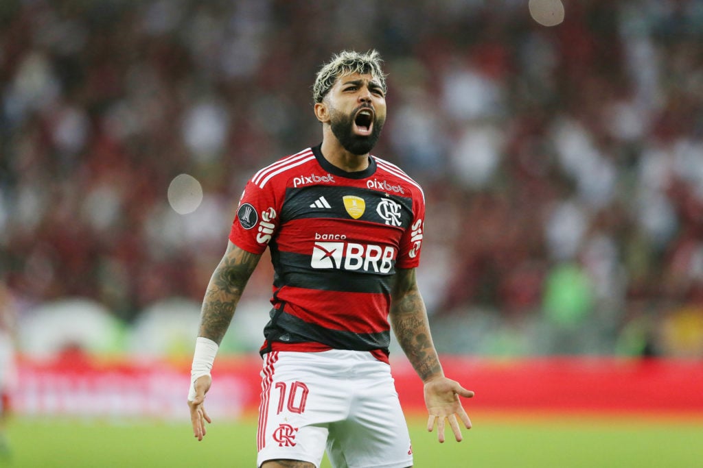 Flamengo descarta negociação com Manchester United por Gabriel Barbosa