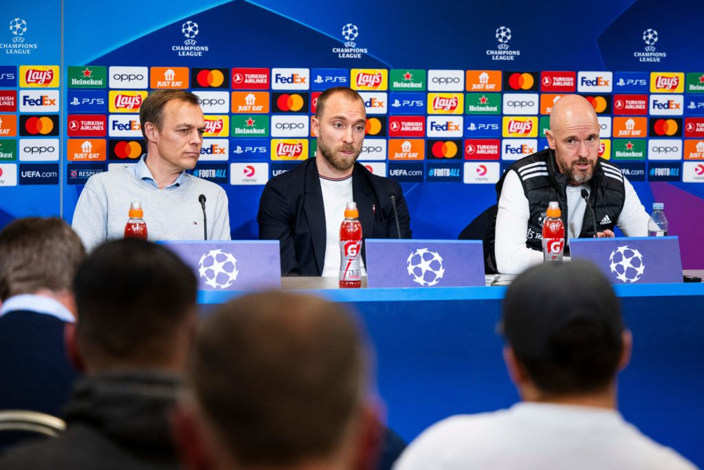 FBL-EUR-C1-MAN UTD-PRESSER