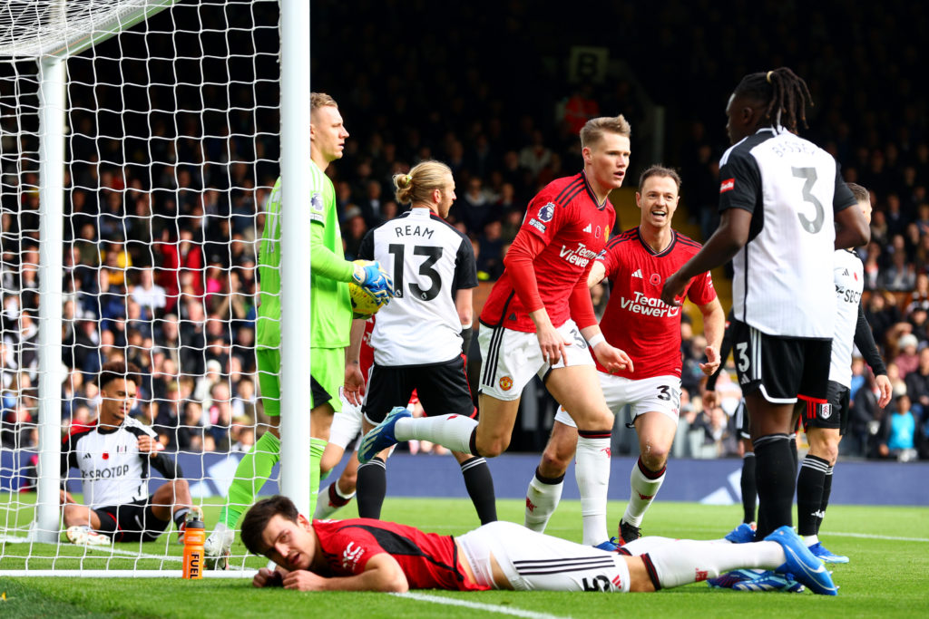 Fulham FC v Manchester United - Premier League