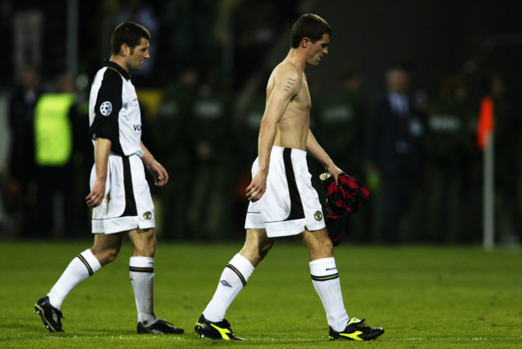 Despair for Roy Keane and Denis Irwin of Mancheser United