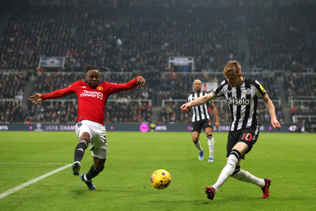 Newcastle United v Manchester United - Premier League