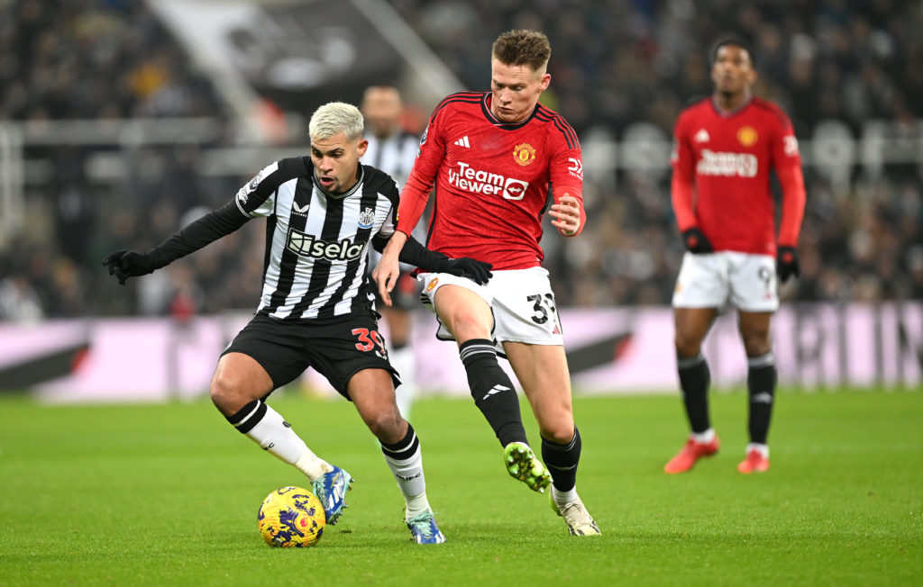 Why Erik ten Hag needs to begin questioning Scott McTominay's role at  Manchester United