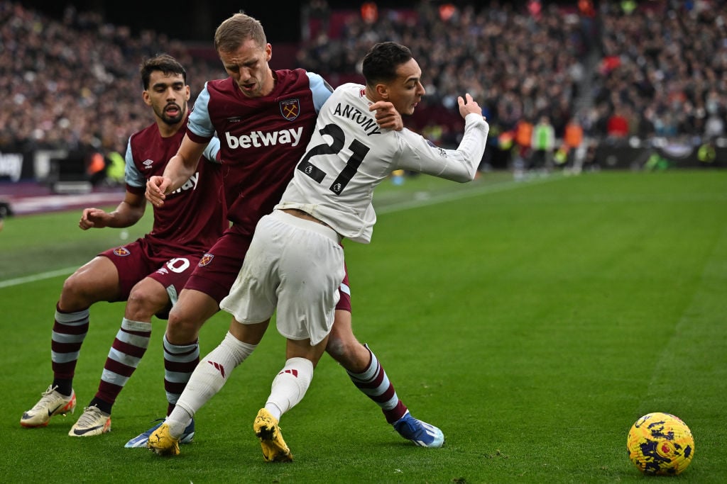 TOPSHOT-FBL-ENG-PR-WEST HAM-MAN UTD