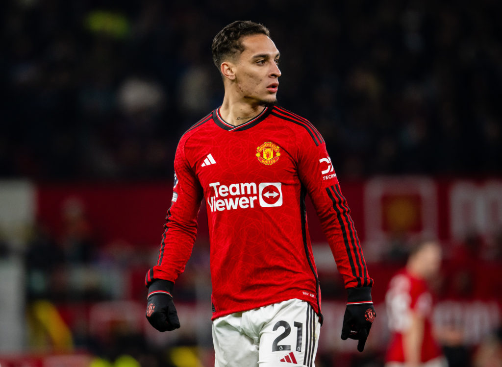 Manchester United v Aston Villa - Premier League