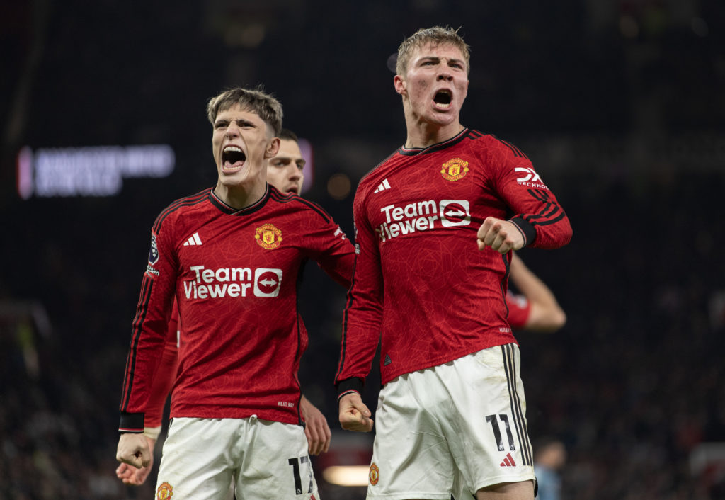 Manchester United v Aston Villa - Premier League
