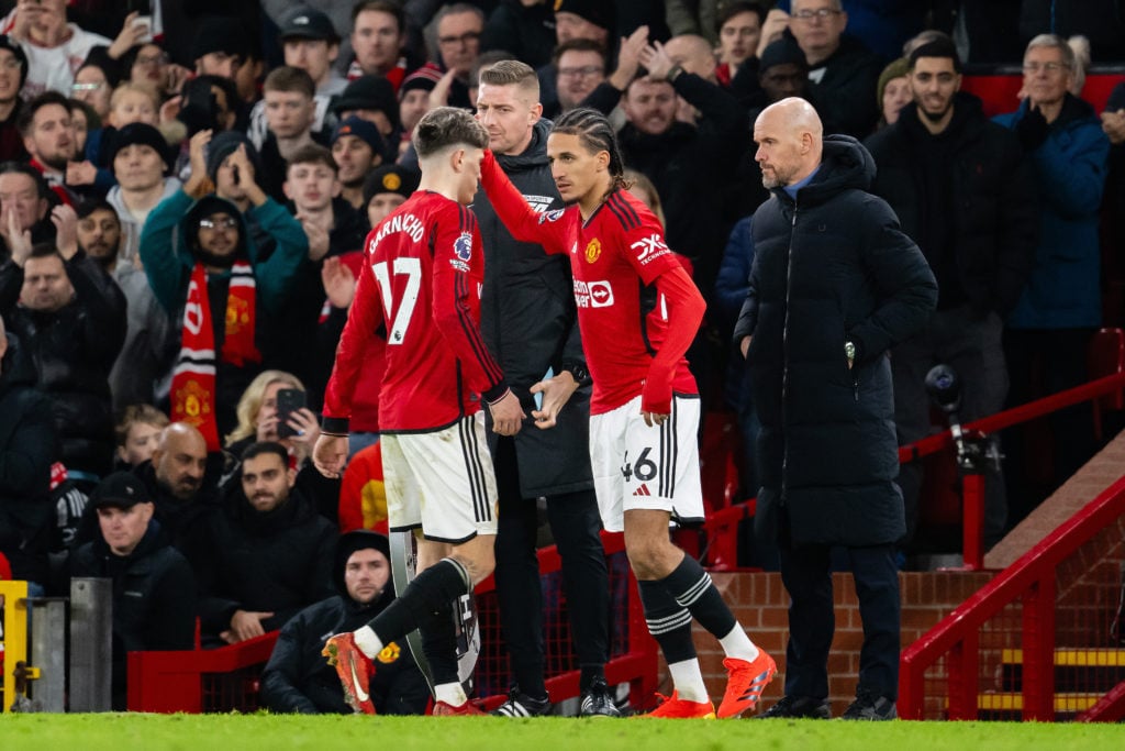 Manchester United v Aston Villa - Premier League