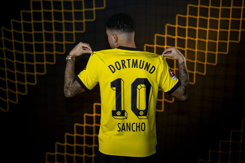 Borussia Dortmund Signs Jadon Sancho On Loan