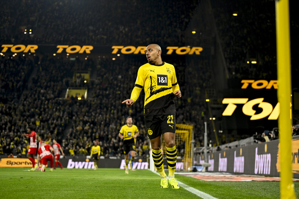 Borussia Dortmund v Sport-Club Freiburg - Bundesliga