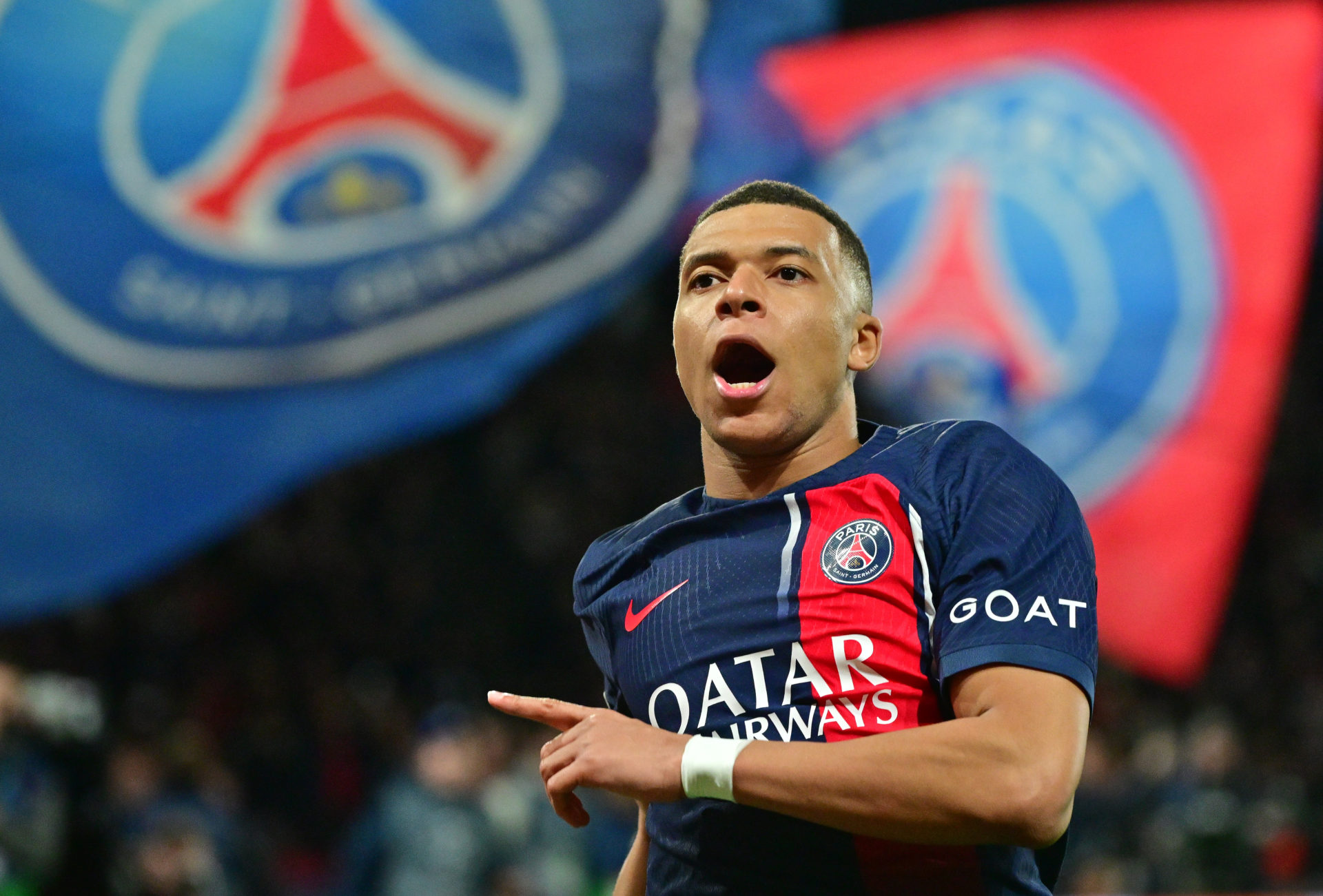 Kylian Mbappe to Manchester United chances explored, the Jean-Claude ...