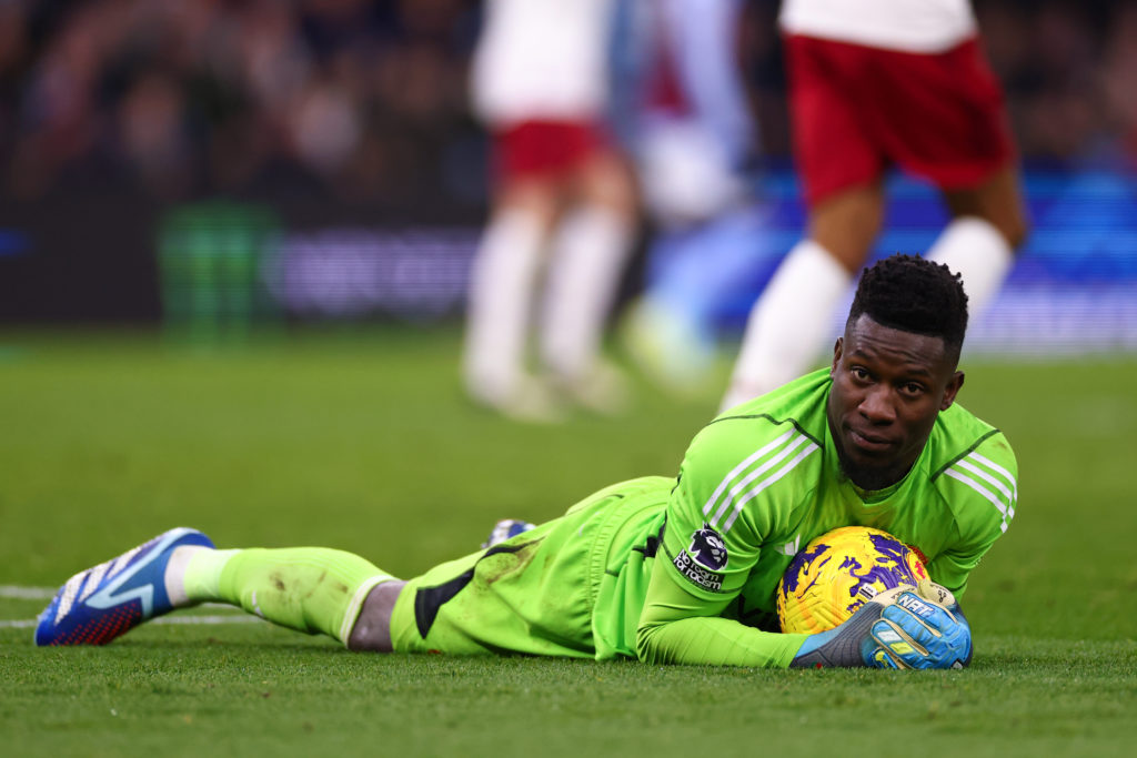 Aston Villa v Manchester United - Premier League