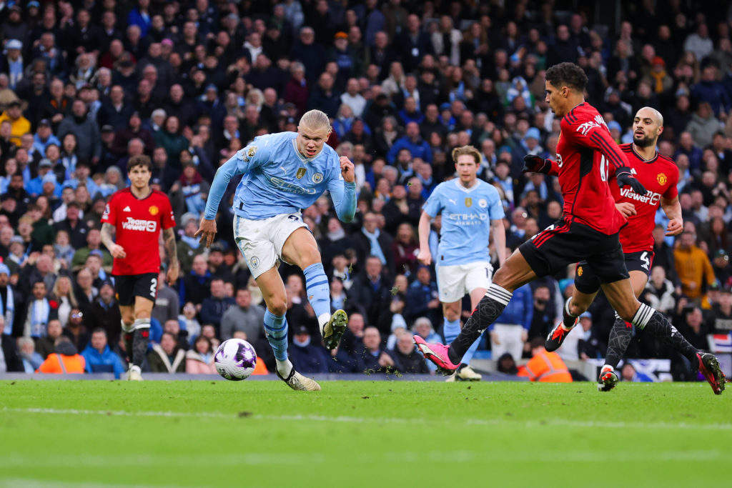 Manchester City v Manchester United - Premier League