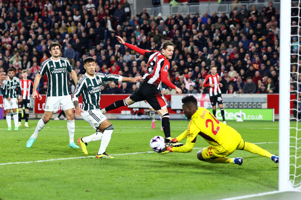 Brentford FC v Manchester United - Premier League