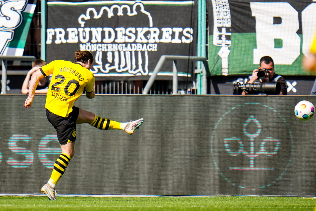 Borussia Mönchengladbach v Borussia Dortmund - Bundesliga
