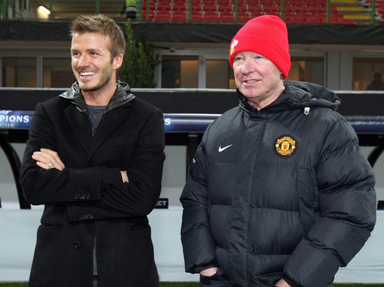 (MINIMUM USAGE FEE APPLIES - 250 GBP OR LOCAL EQUIVALENT) David Beckham of AC MIlan speaks with Sir Alex Ferguson of Manchester United during a tra...