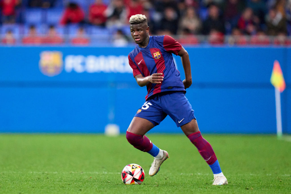 FC Barcelona Atletic v CD Arenteiro - Primera RFEF