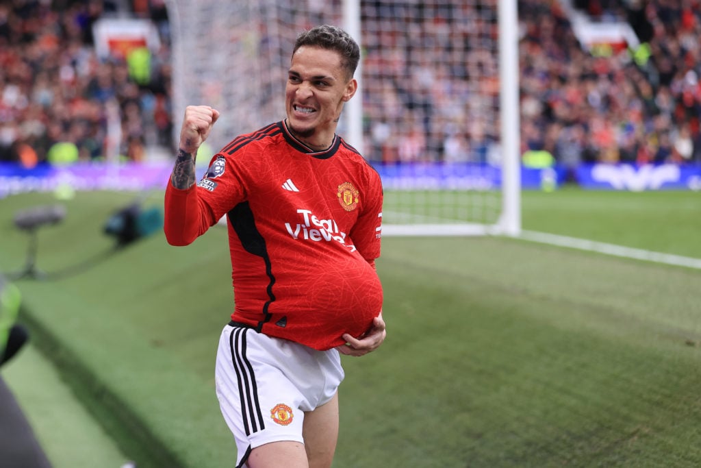 Antony of Manchester United celebrates with a ball under his shirt after scoring their 1st goal during the Premier League match between Manchester ...