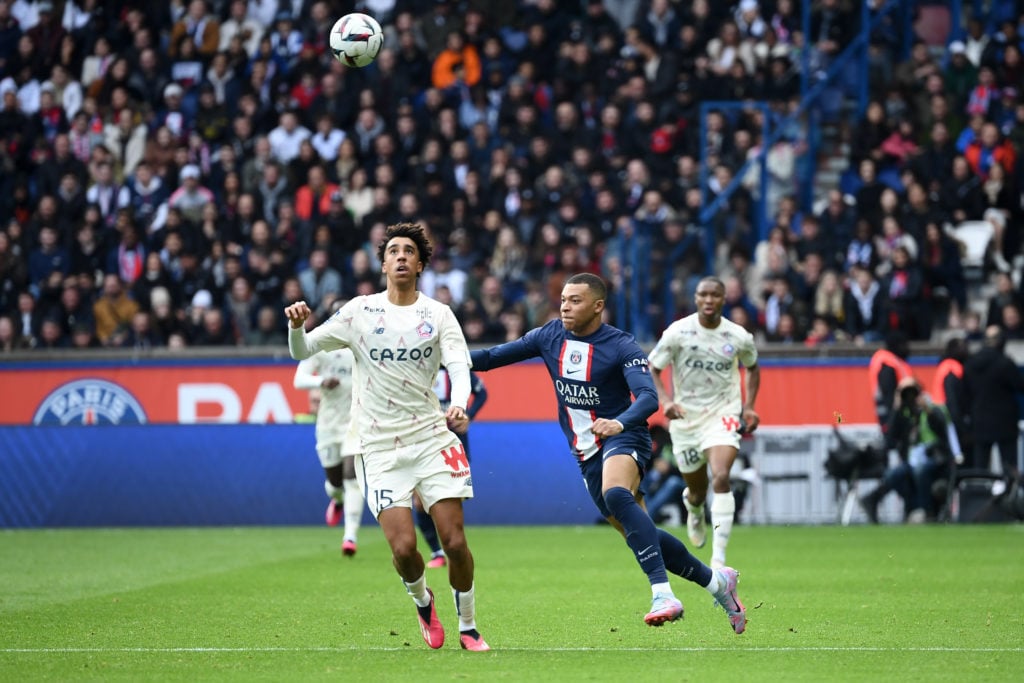 15 Leny YORO (losc) - 07 Kylian MBAPPE (psg) during the Ligue 1 Uber Eats match between Paris Saint-Germain and Lille OSC at Parc des Princes on Fe...