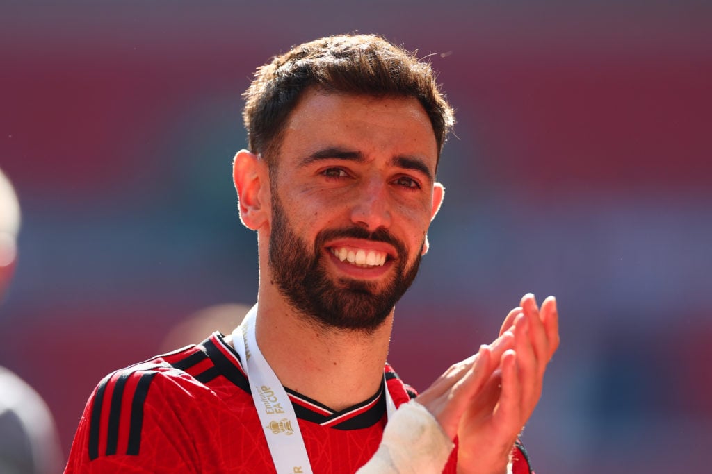 Bruno Fernandes perfectly sums up former Man Utd star in two-word ...