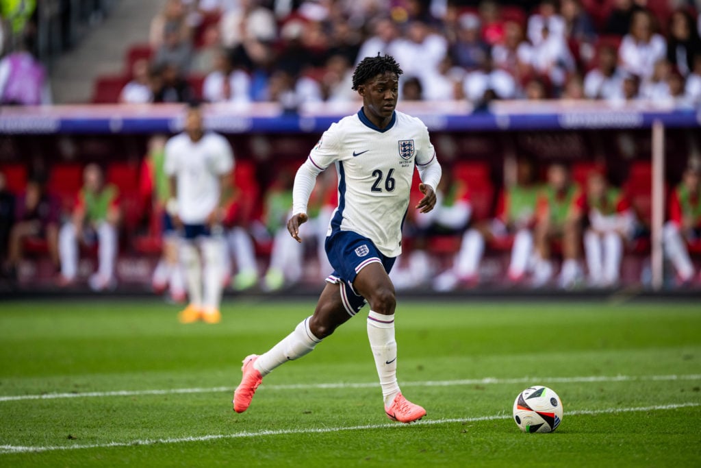 Kobbie Mainoo of England controls the ball  during the UEFA EURO 2024 quarter-final match between England and Switzerland at Düsseldorf Arena on Ju...