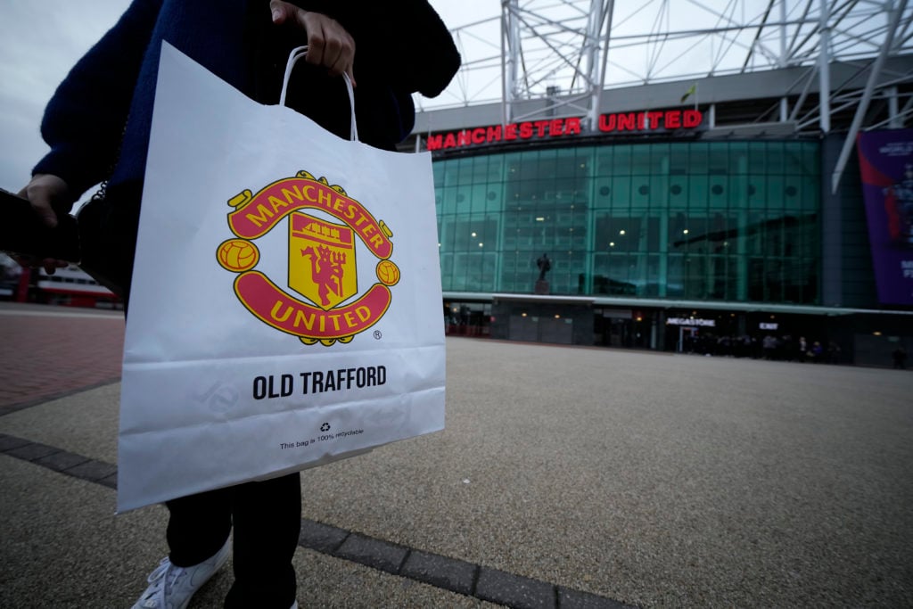 Manchester United Owners Consider Selling Club