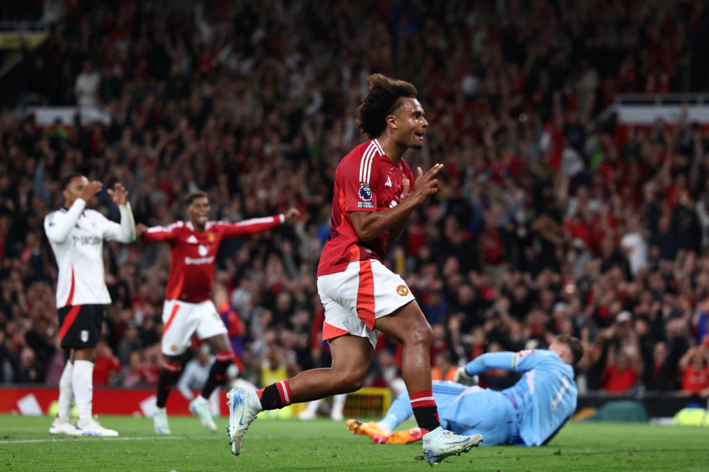 TOPSHOT-FBL-ENG-PR-MAN UTD-FULHAM