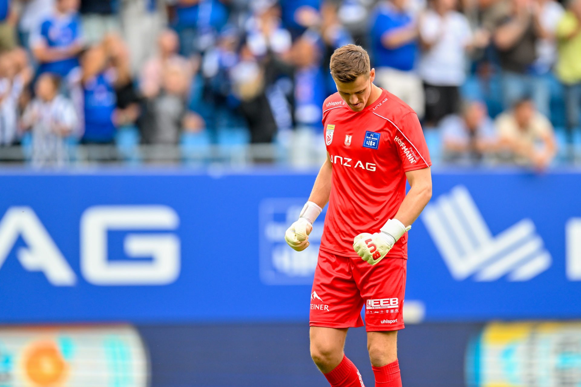 Radek Vitek celebrates a brilliant debut as a loan player at BW Linz and impresses in the 3-0 win against Rapid Vienna