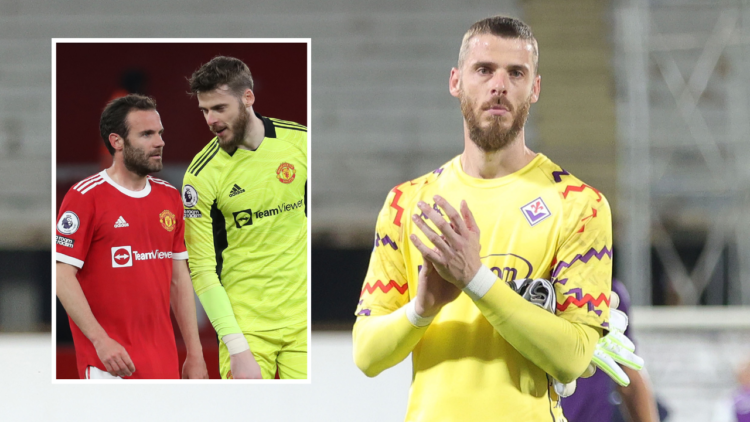 FLORENCE, ITALY - AUGUST 22: David de Gea of ACF Fiorentina goalkeeper greets the fans after during the UEFA Europa Conference League Play-Off 1st ...