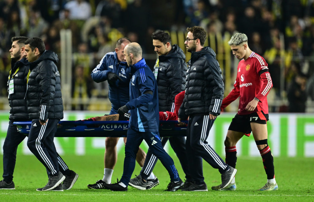 Fenerbahce v Manchester United - UEFA Europa League