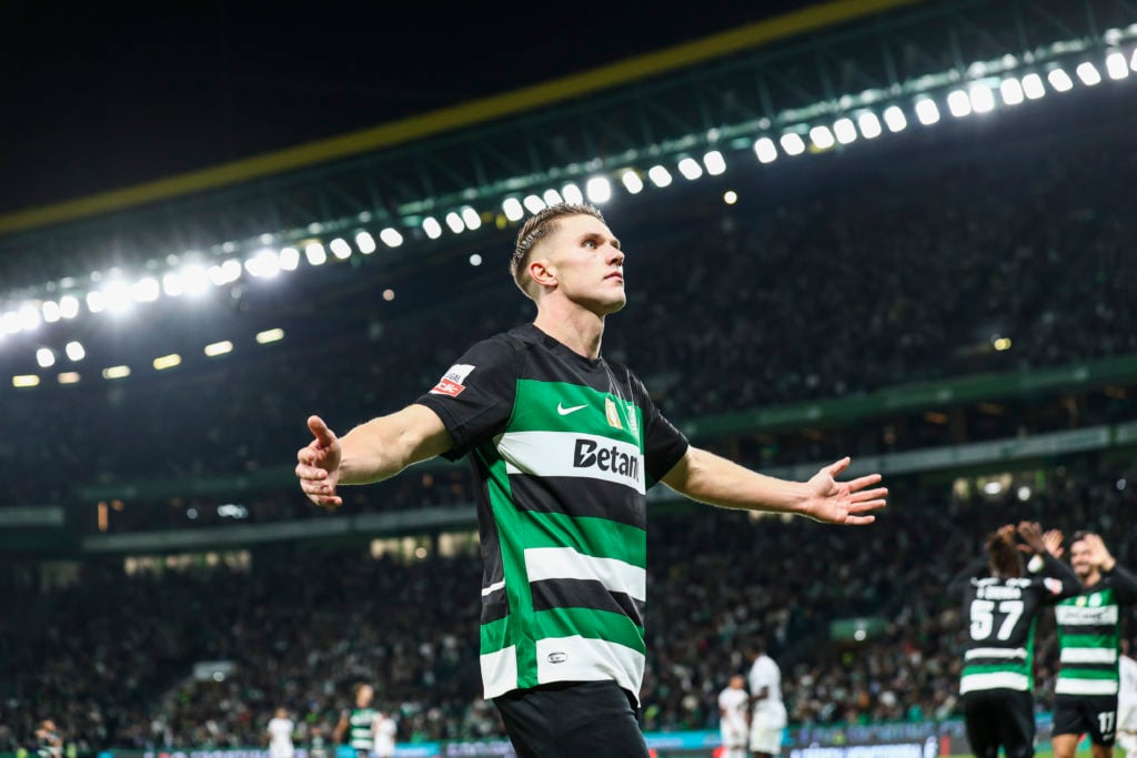 Viktor Gyokeres of Sporting CP celebrates after scoring the team's fourth goal during the match between Sporting CP and Estrela da Amadora for the ...