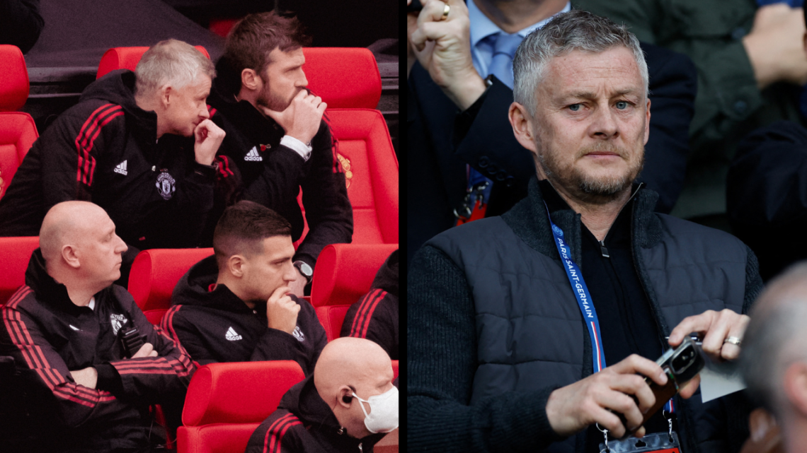 MANCHESTER, ENGLAND - NOVEMBER 06: Manchester United Head Coach / Manager Ole Gunnar Solskjaer looks on during the Premier League match between Man...