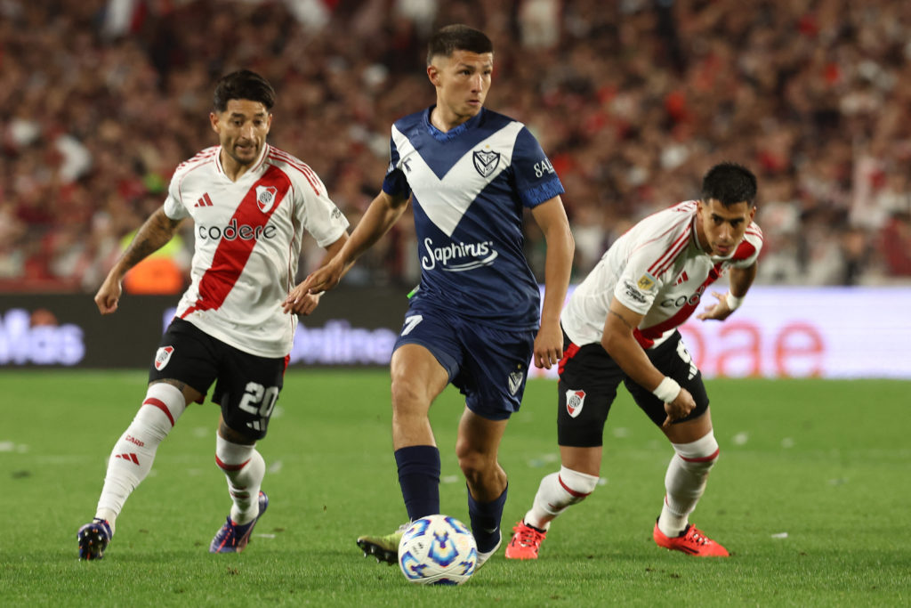 FBL-ARG-RIVER-VELEZ