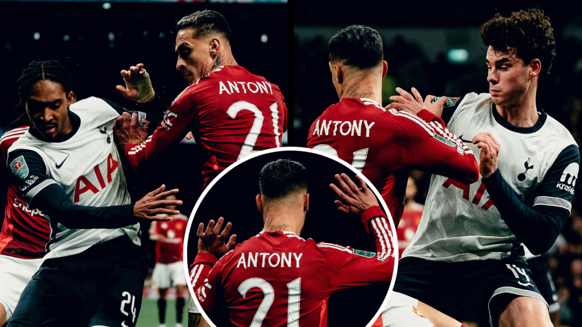 LONDON, ENGLAND - DECEMBER 19: Antony of Manchester United in action during the Carabao Cup Quarter Final match between Tottenham Hotspur and Manch...