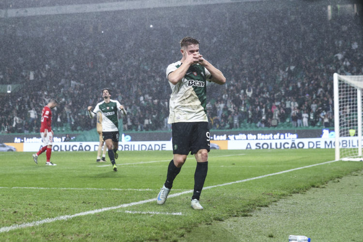 Photo by Carlos Rodrigues/Getty Images