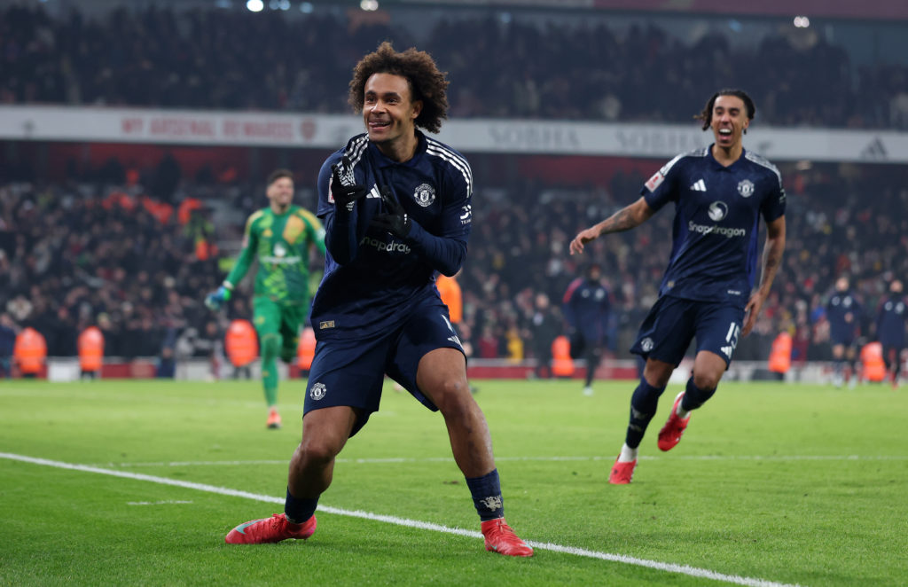 Manchester United's Joshua Zirkzee celebrates scoring the team's fifth penalty and winning the penalty in the shootout after the Emirates FA Cup third final...