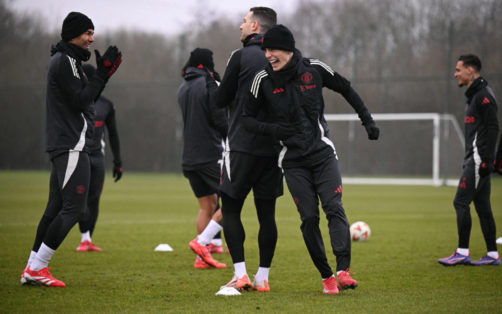 FBL-EUR-C3-MAN UTD-TRAINING