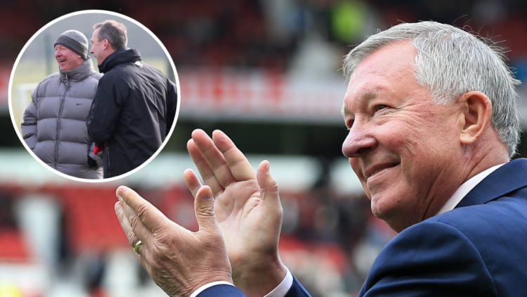 MANCHESTER, ENGLAND - OCTOBER 05: Former Man Utd manager Sir Alex Ferguson applauds the crowd prior to the Barclays Premier League match between Ma...