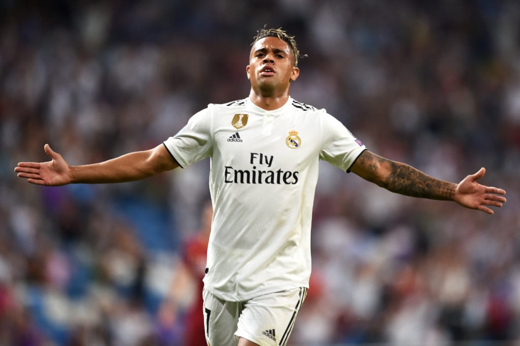Mariano Diaz du Real Madrid célèbre après avoir marqué le troisième but de son équipe lors du match du groupe G de la Ligue des champions de l'UEFA entre le Real Madr ...